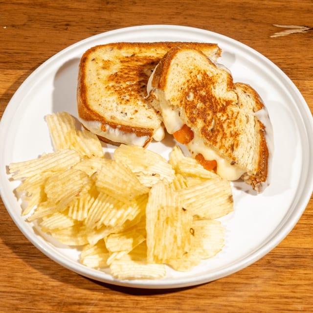 Grilled 3 Cheese Sandwich (Fontina, Mozzarella & Havarti).